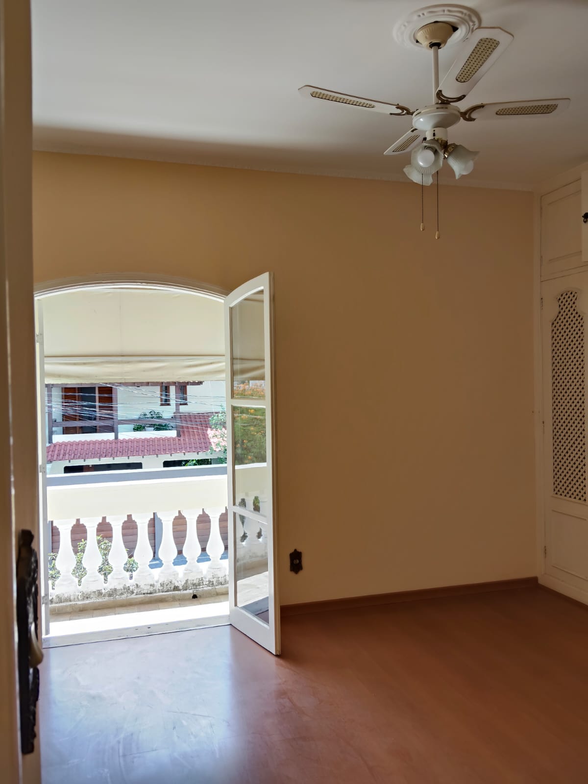 Casa no PINHEIRINHO — foto 4