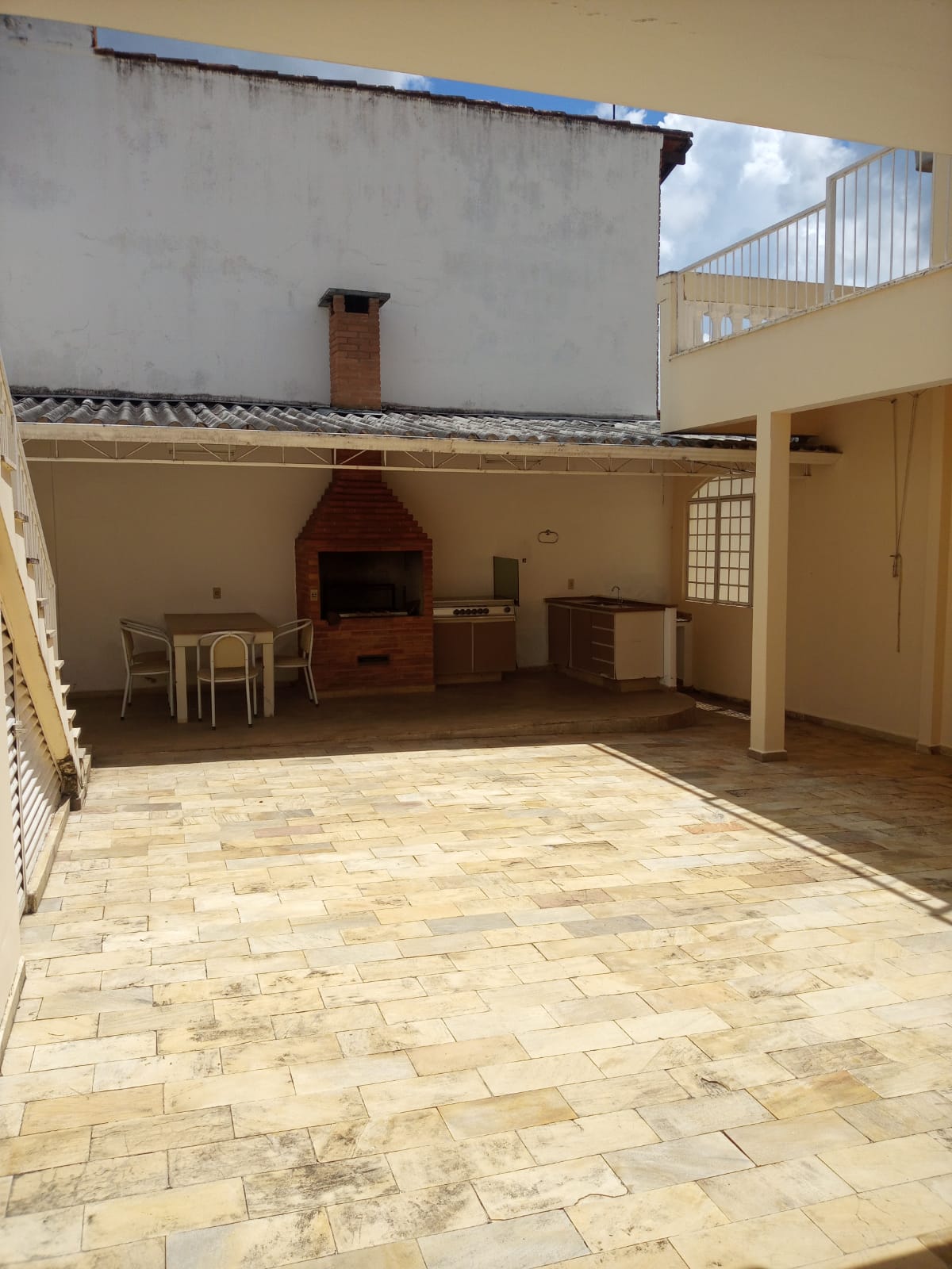 Casa no PINHEIRINHO — foto 38