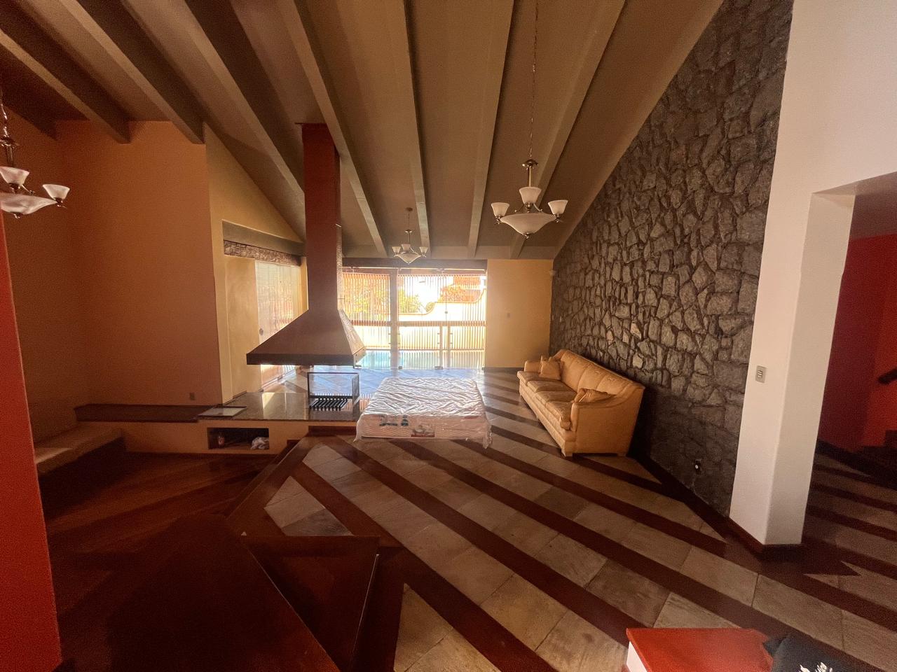 Casa no PINHEIRINHO — foto 15