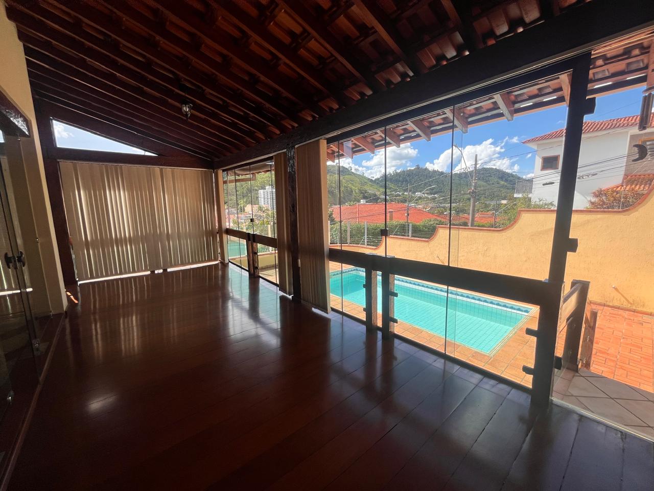 Casa no PINHEIRINHO — foto 22