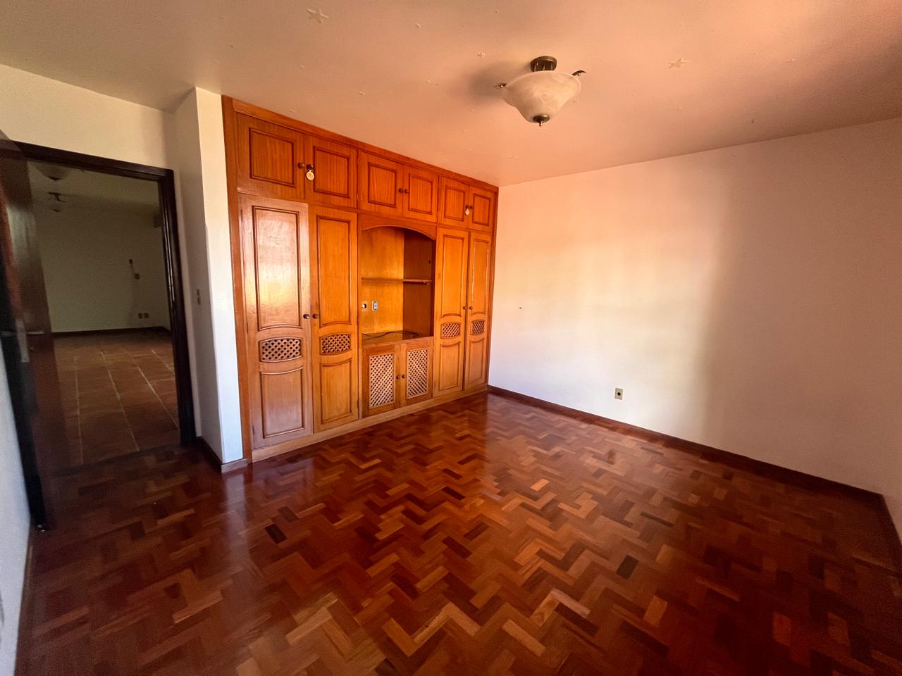 Casa no PINHEIRINHO — foto 28