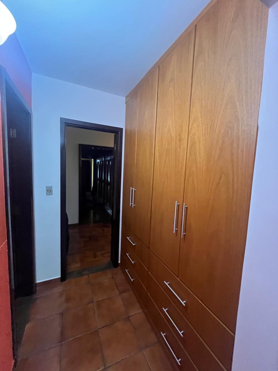 Casa no PINHEIRINHO — foto 29