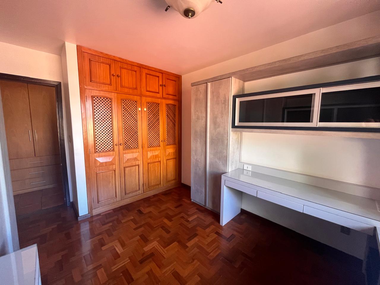 Casa no PINHEIRINHO — foto 31